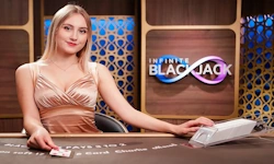 Infinite Blackjack, mesa ilimitada
